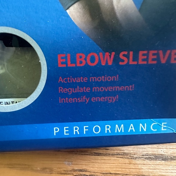 Elbow support sleeve - Picture 9 of 10